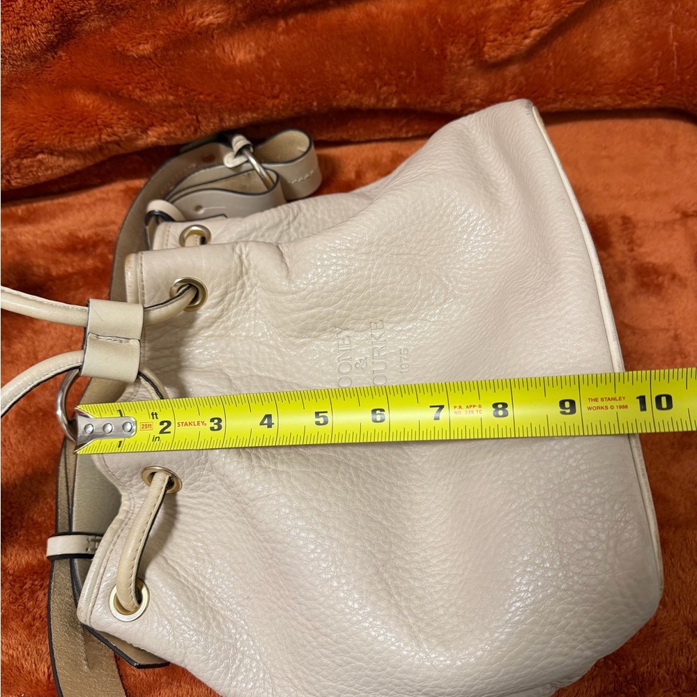 Authentic Dooney & Bourke Pebble Grain Portofino leather - Picture 14 of 16